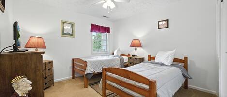 Condo, 2 Bedrooms | 2 bedrooms, free WiFi