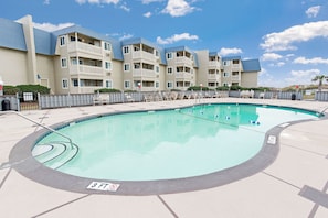 Condo, 2 quartos | Piscina | Piscina aquecida