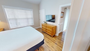 Condo, 2 Bedrooms