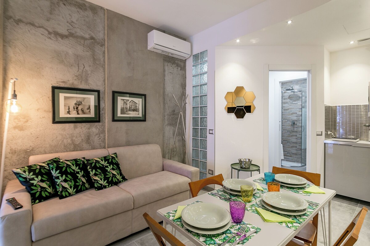 Apartment, 1 Double Bed with Sofa bed | Living area | 32-inch flat-screen TV with cable channels