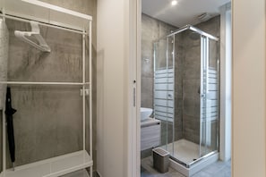 Studio, 1 Double Bed with Sofa bed, Balcony | Bathroom | Bidet