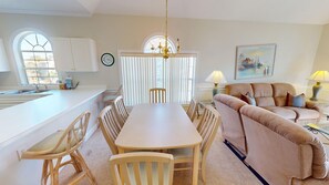 Condo, 2 Bedrooms | Interior