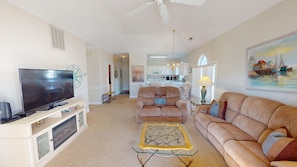 Condo, 2 Bedrooms | Living area