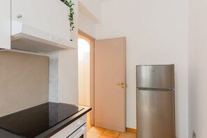 Fridge, microwave, toaster - GuestHost - Roomy and cozy apartment of 113 sqm, for up to 7 people, on the 4th floor of a building with lift (NOT suitable for disabled people, some steps to access it). The property is located in the heart of Florence (Restricted-Traffic Area), just 50 (Florence)