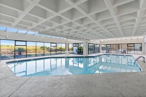 Pool - Seawinds 702 2 Bedroom Condo (North Myrtle Beach)