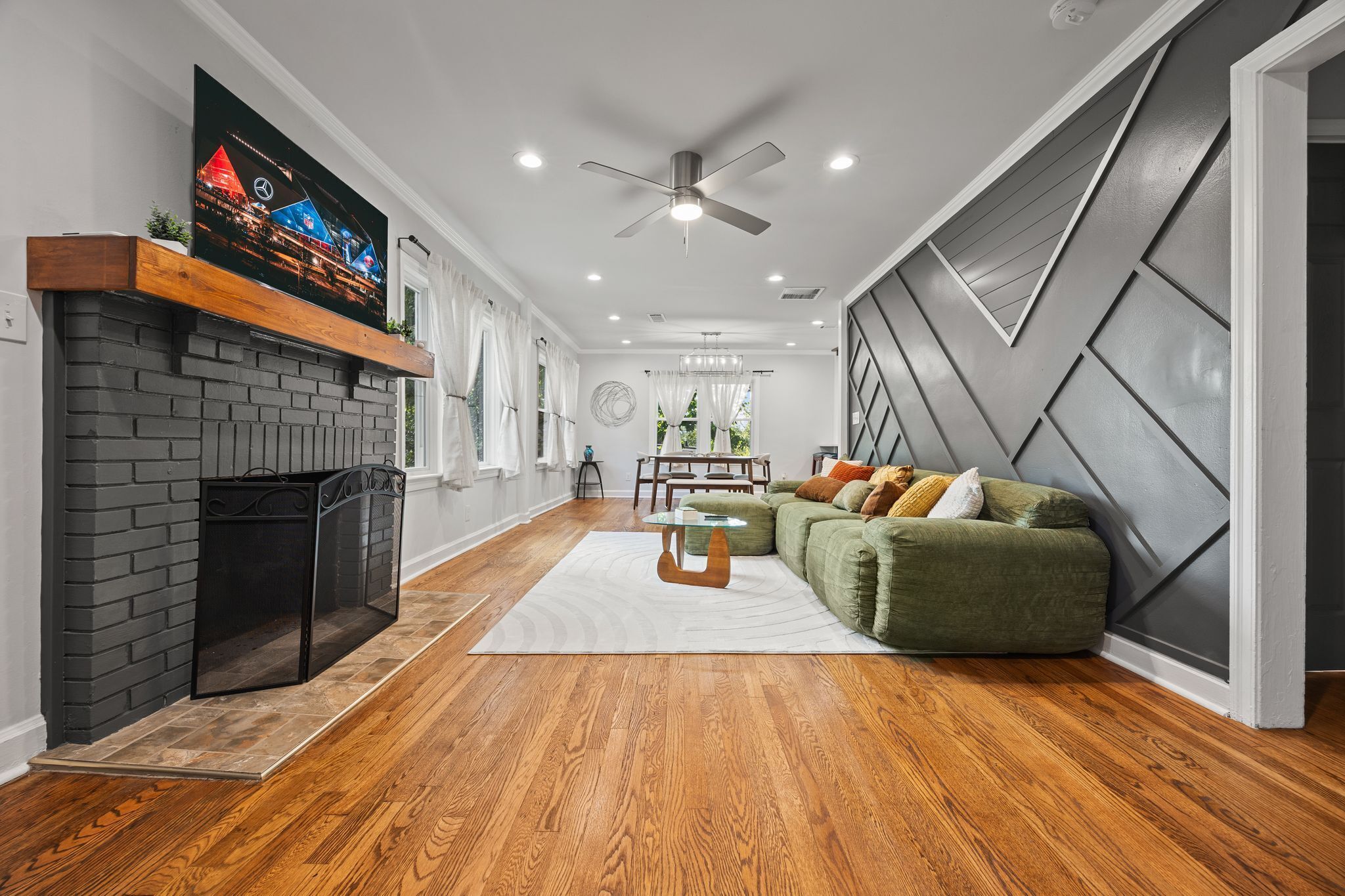 TV connectée, cheminée