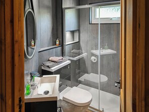 Towels - 3 bedroom accommodation in Rothbury (Rothbury)