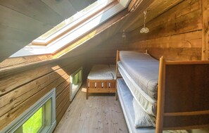 5 bedrooms