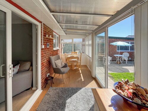 2 bedroom accommodation in Bognor Regis