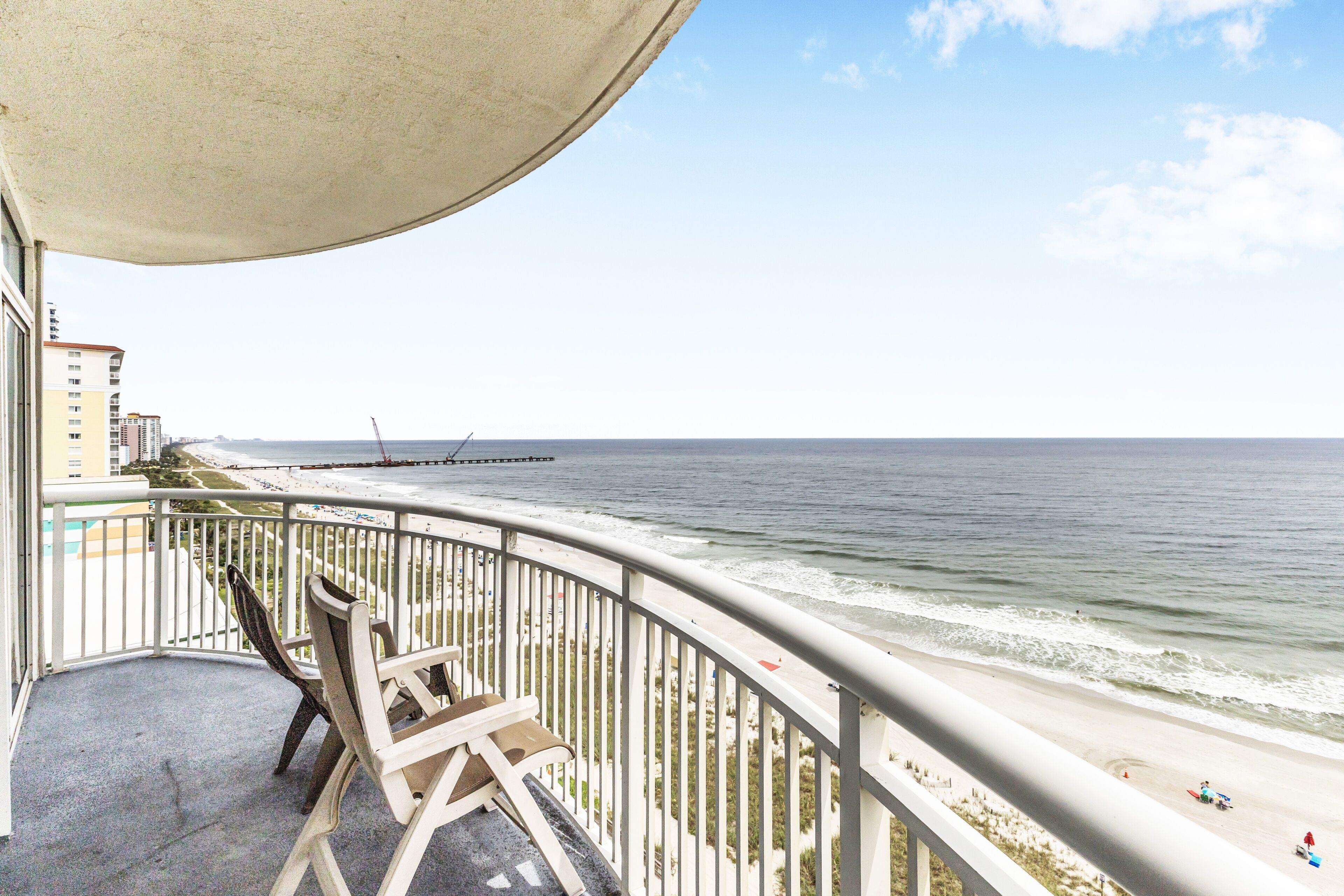 Condo, 2 Bedrooms | Property grounds