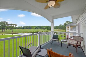 Condo, 2 Bedrooms | Property grounds