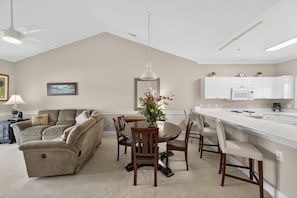 Condo, 2 Bedrooms | Living area