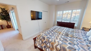 Condo, 3 Bedrooms