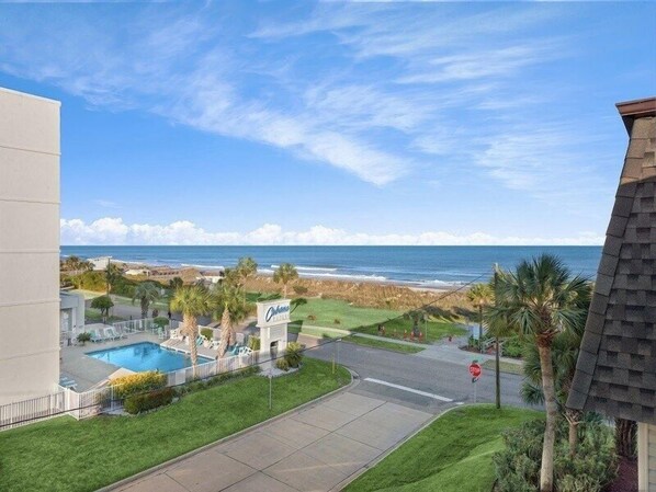 Condo, 2 habitaciones | Alberca | Alberca climatizada 