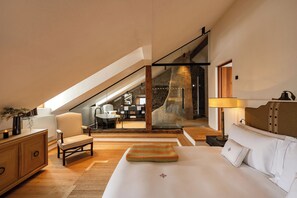 Egyptian cotton sheets, premium bedding, minibar, in-room safe - Castel Badia (San Lorenzo di Sebato)