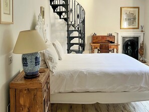 8 bedrooms, free WiFi