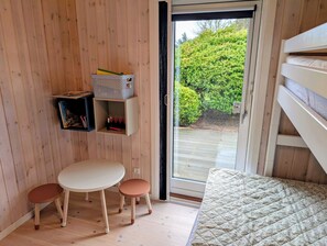 4 habitaciones, tabla de planchar con plancha y wifi gratis 