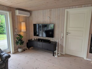 Flatskjerm-TV
