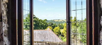 The Hayloft - UK50027