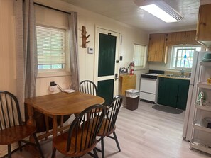 Dining - Brown Dog Cabin up Bittercreek, Red River (Red River)