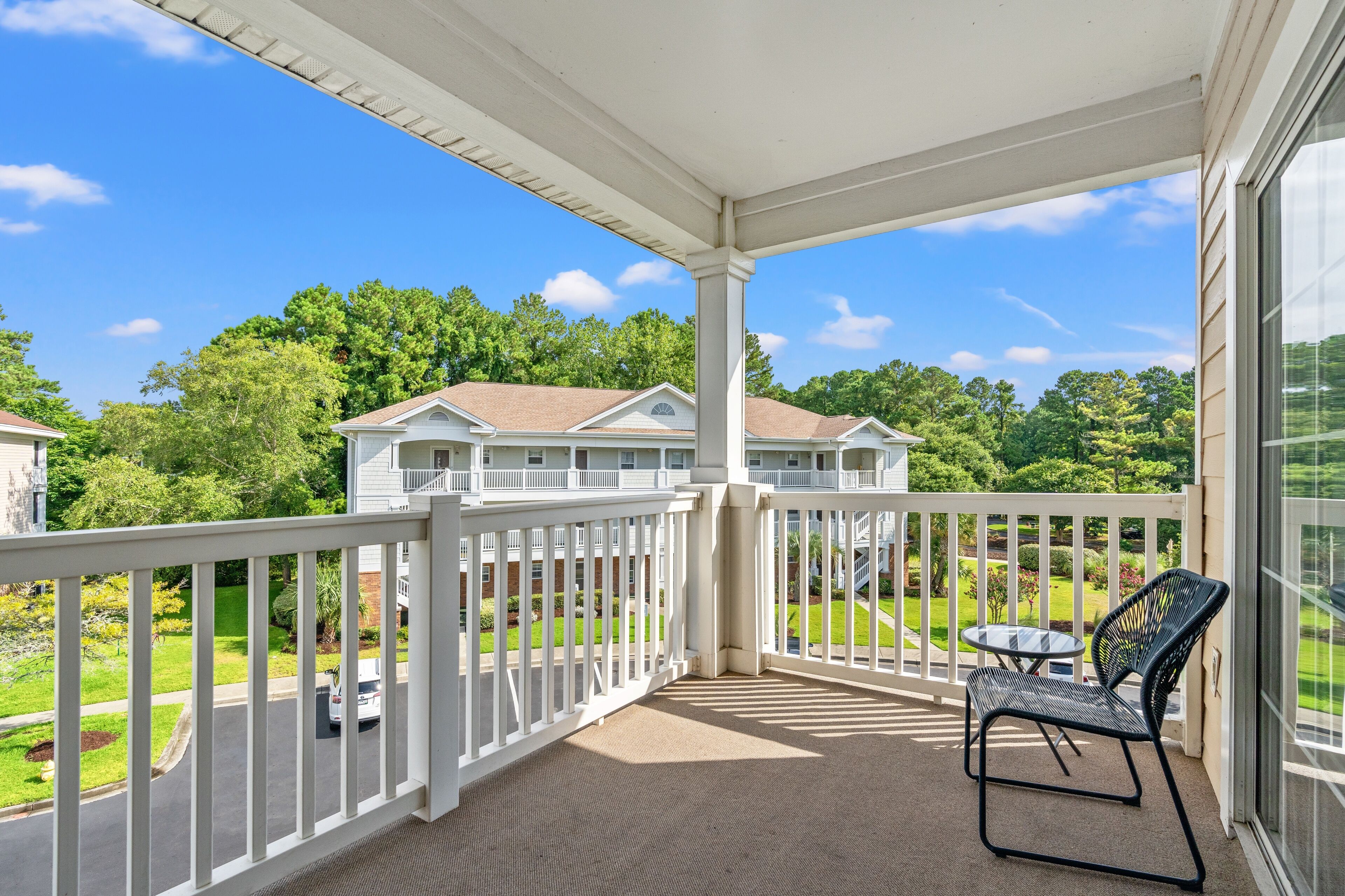 Condo, 2 Bedrooms | Property grounds