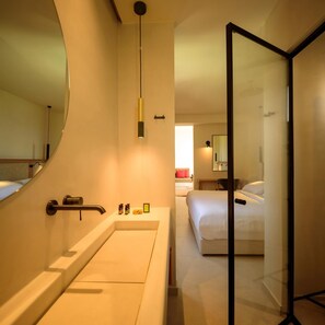 Shower, towels, soap, shampoo