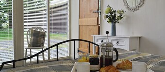 3 bedroom accommodation in Penybont, near Llandrindod Wells