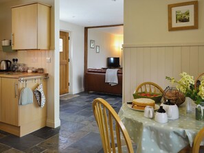 Interior - 3 bedroom accommodation in Penybont, near Llandrindod Wells (Penybont, near Llandrindod Wells)