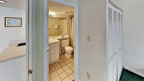 Condo, 2 Bedrooms | Bathroom
