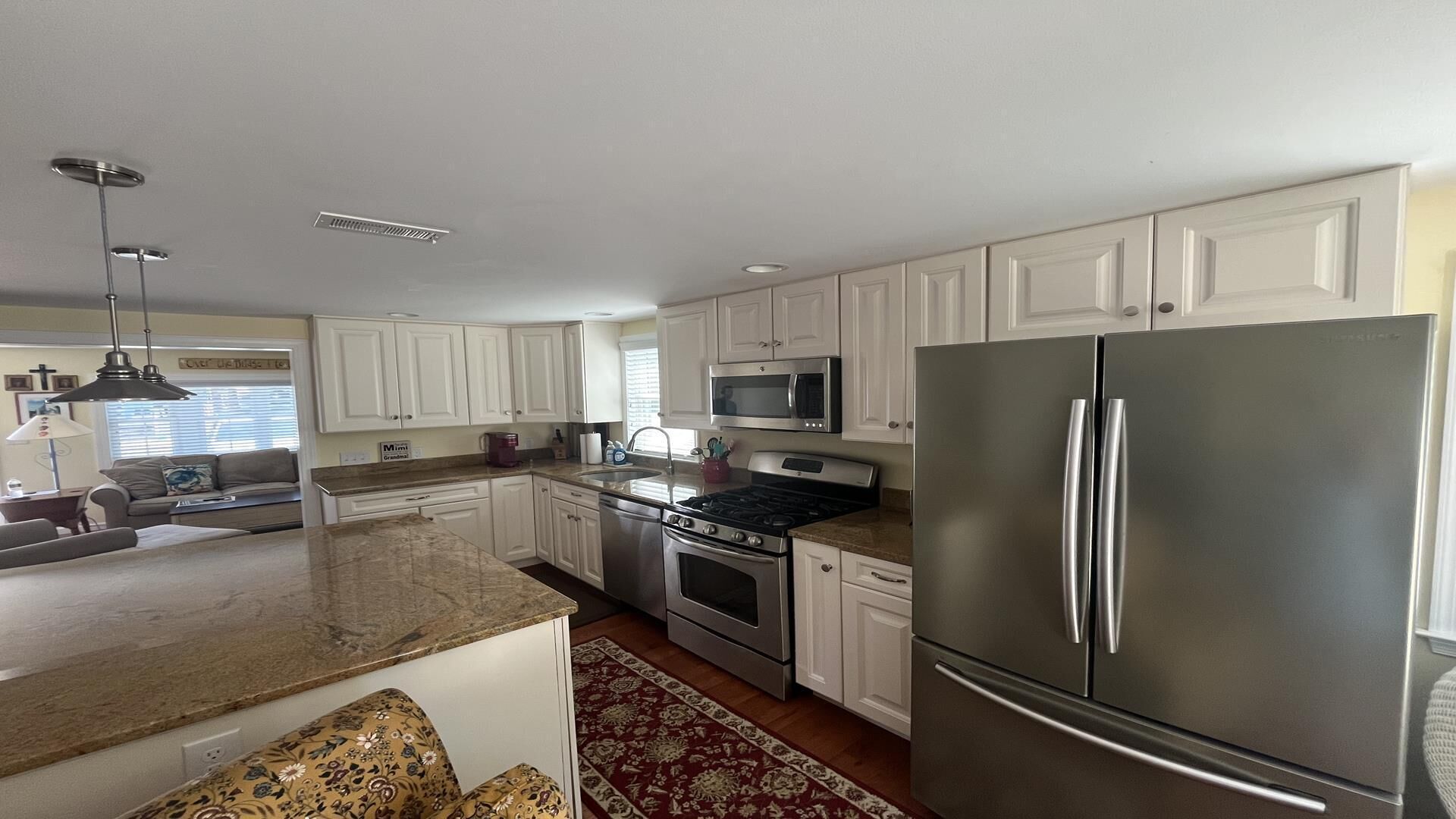 Kühlschrank, Ofen, Herdplatte, Geschirrspüler