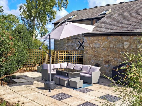 3 bedroom accommodation in Mold and the Clwydian Range