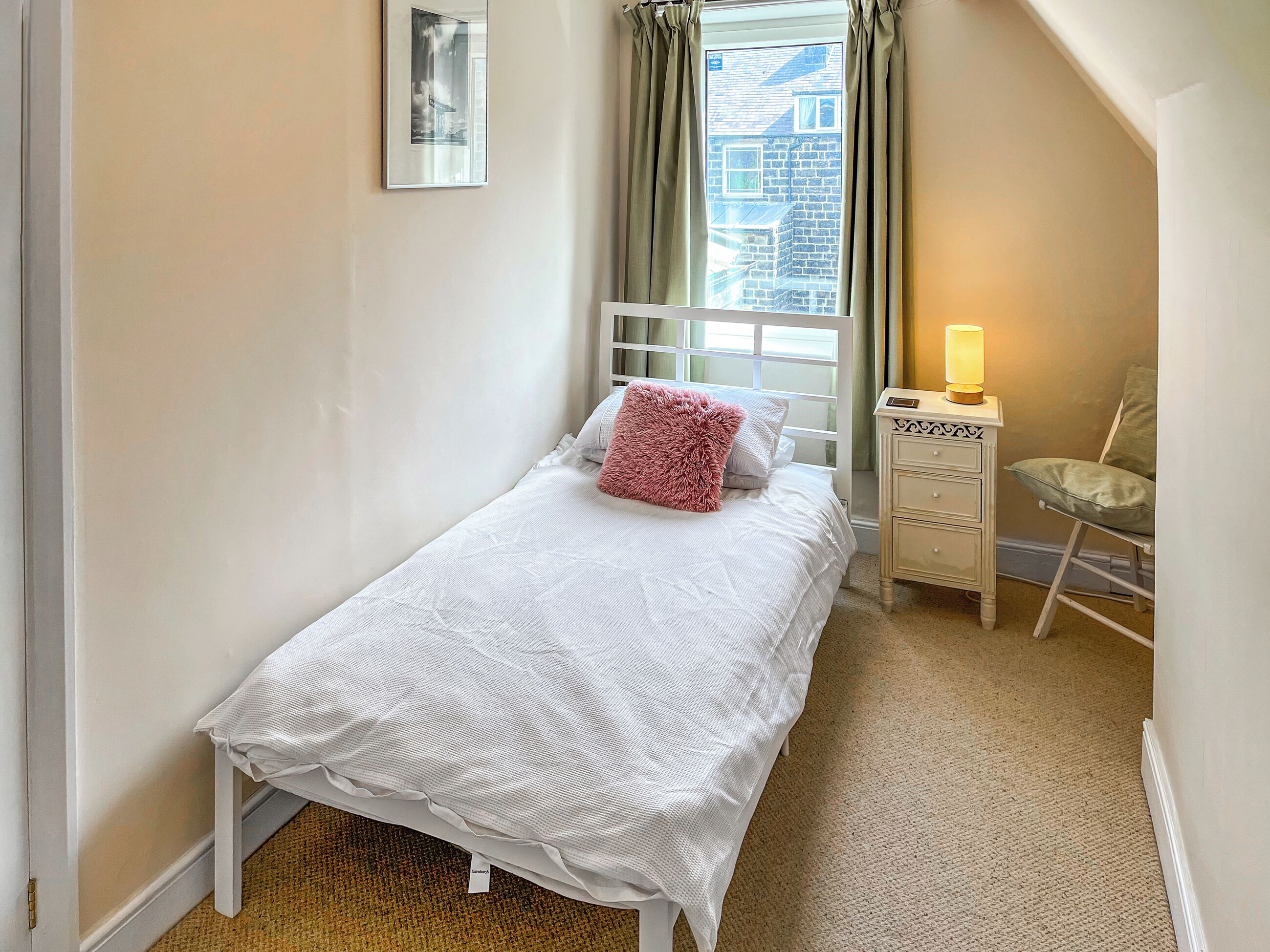 2 bedrooms, free WiFi
