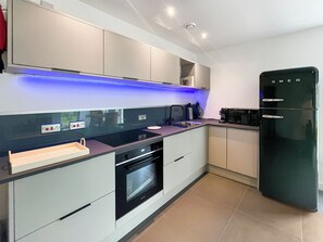 Dishwasher, highchair