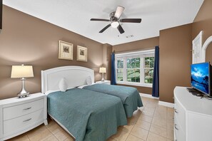 Condo, 2 Bedrooms