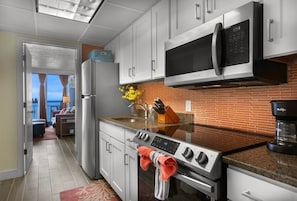 Condo, 1 Bedroom | Private kitchen