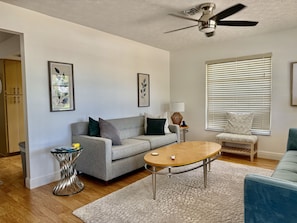 House, 2 Bedrooms | Living area | Smart TV