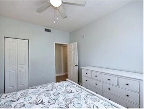 Apartment, 3 Bedrooms | 3 bedrooms, iron/ironing board, free WiFi