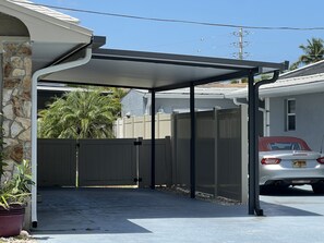 House, 3 Bedrooms | Property grounds
