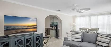 Maison, 3 chambres | Aire de séjour | Téléviseur connecté