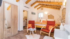 4 Schlafzimmer, Bügeleisen/Bügelbrett, kostenloses WLAN, Bettwäsche