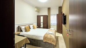 Ảnh chưa phân loại, 2 trong số 19 ảnh, nút