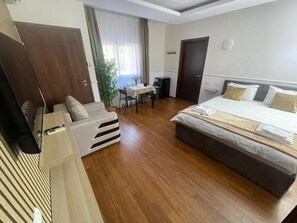 Silitysrauta/-lauta, ilmainen Wi-Fi