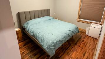 1 bedroom, travel crib, free WiFi, bed sheets