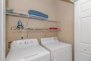 Apartment, 3 Bedrooms | Interior