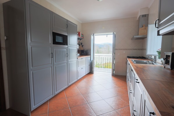 Villa Tradition, 5 chambres, cuisine, vue fleuve | Cuisine privée