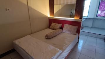 Quarto casal luxo | Escrivaninha, Wi-Fi de cortesia, roupa de cama