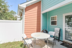 Condo, 3 Bedrooms | Outdoor dining