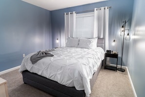 Condo, 2 Bedrooms