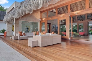Villa, Accessible | 6 bedrooms, Internet