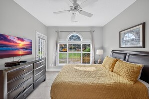 Condo, 2 Bedrooms